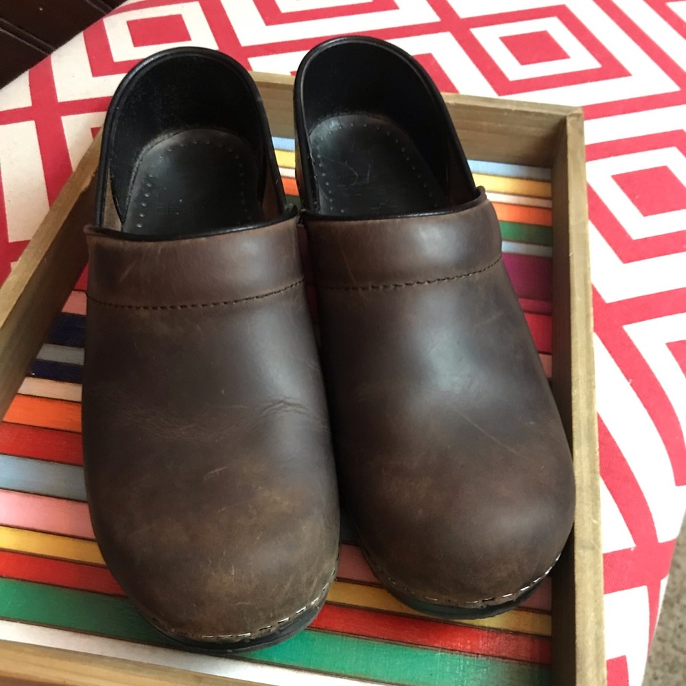 Dansko Brown oiled professional women’s cl…